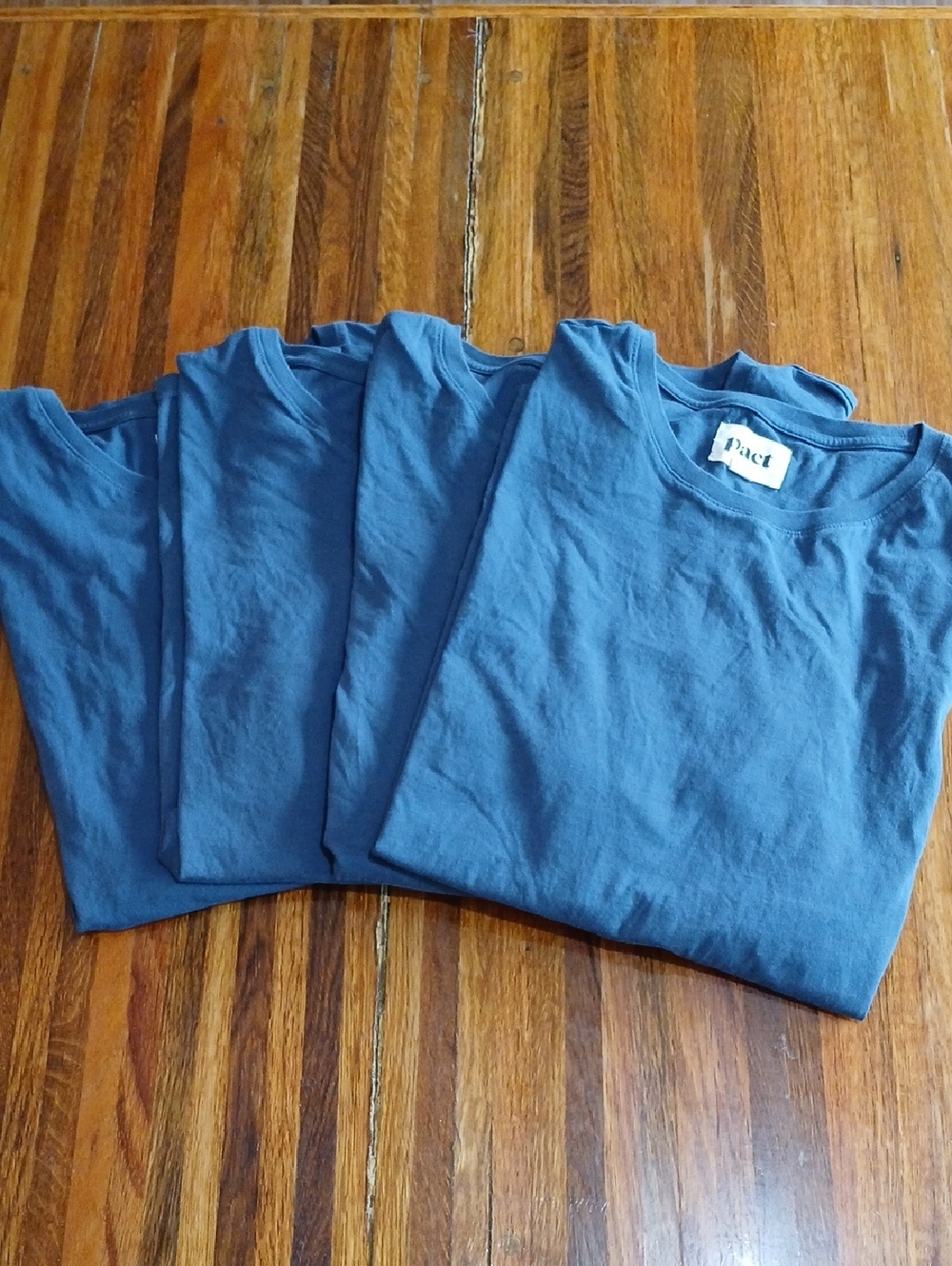 Lot Of (4) Pact Men's Short Sleeve Crew Tee in Dark Slate Blue - Large